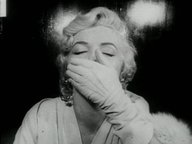 Marylin schickt Kuss